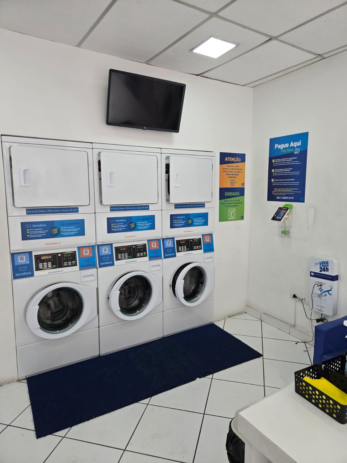 máquinas de lavar e secar self-service lavanderia vila prudente